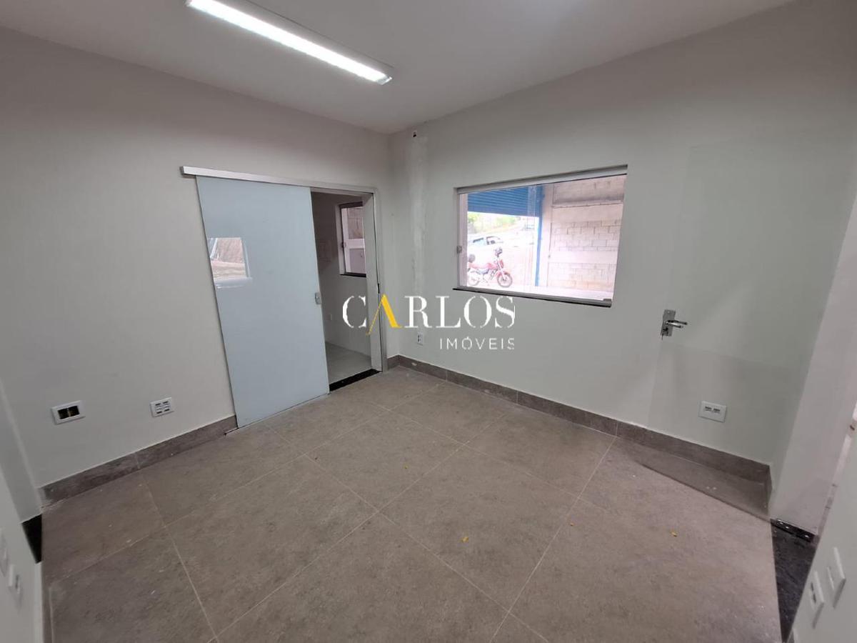 Galpão, Vila Paris, 2 Vagas