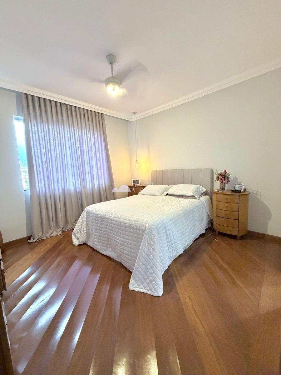 Casa, São João Batista (venda Nova), 4 Quartos, 3 Vagas, 2 Suítes