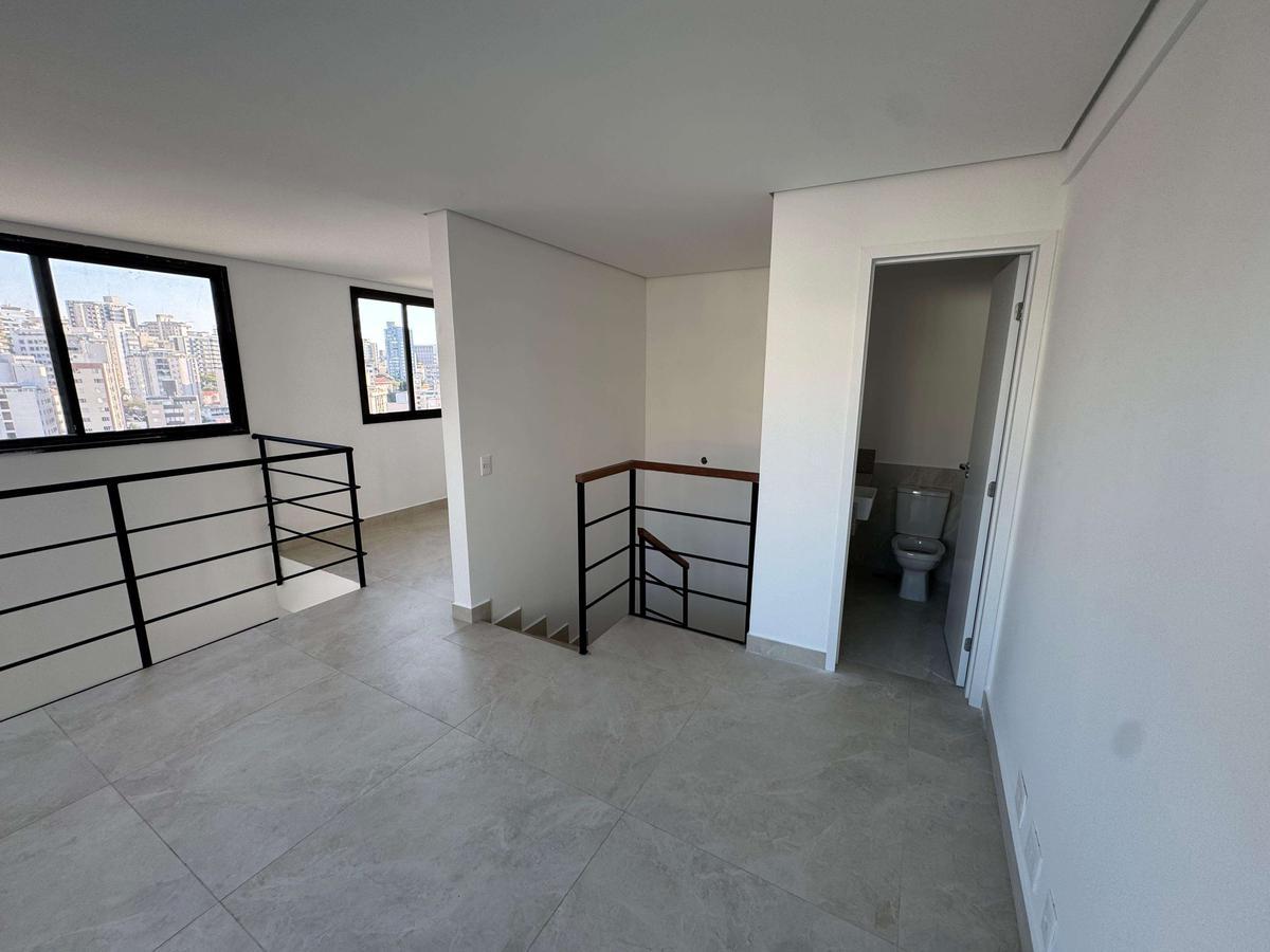 Cobertura, Serra, 2 Quartos, 2 Vagas, 1 Suíte