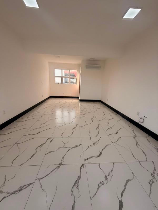 Andar, Centro, 0 Quarto, 0 Vaga