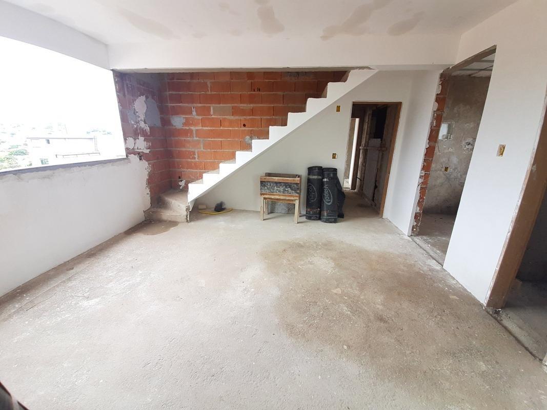 Cobertura, Coqueiros, 2 Quartos, 1 Vaga, 1 Suíte