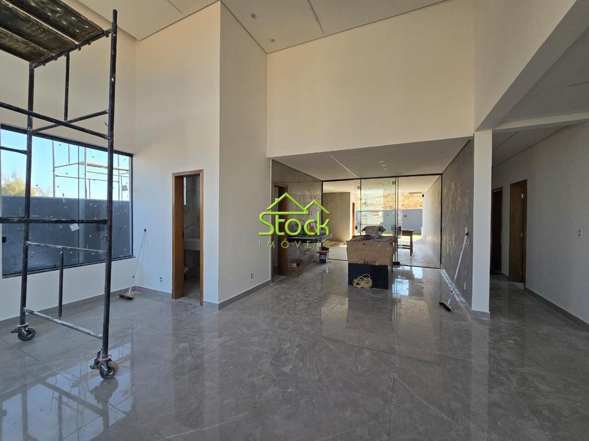 Casa, Jardins Village, 3 Quartos, 2 Vagas, 1 Suíte