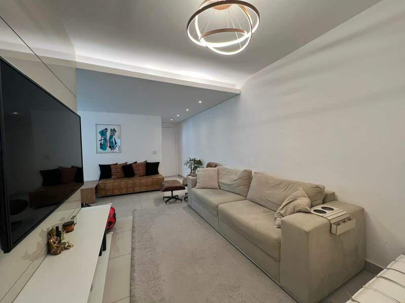 Apartamento, Sagrada Família, 3 Quartos, 2 Vagas, 1 Suíte