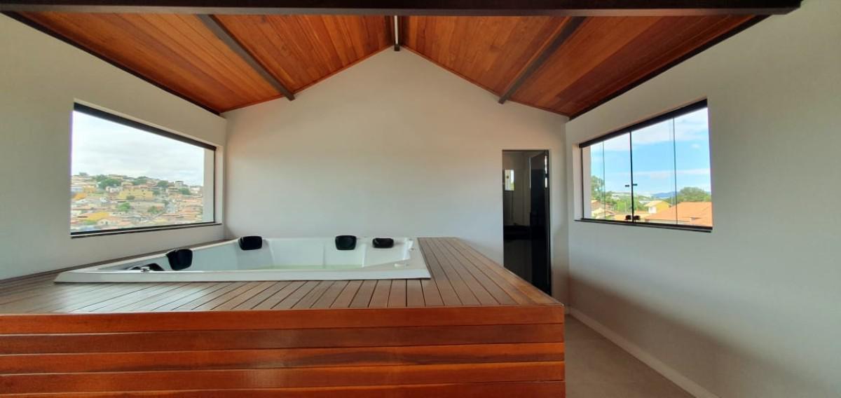 Casa, Monte Castelo, 3 Quartos, 4 Vagas, 1 Suíte