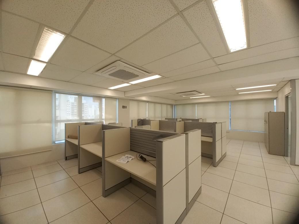 Sala, Savassi, 0 Quarto, 2 Vagas