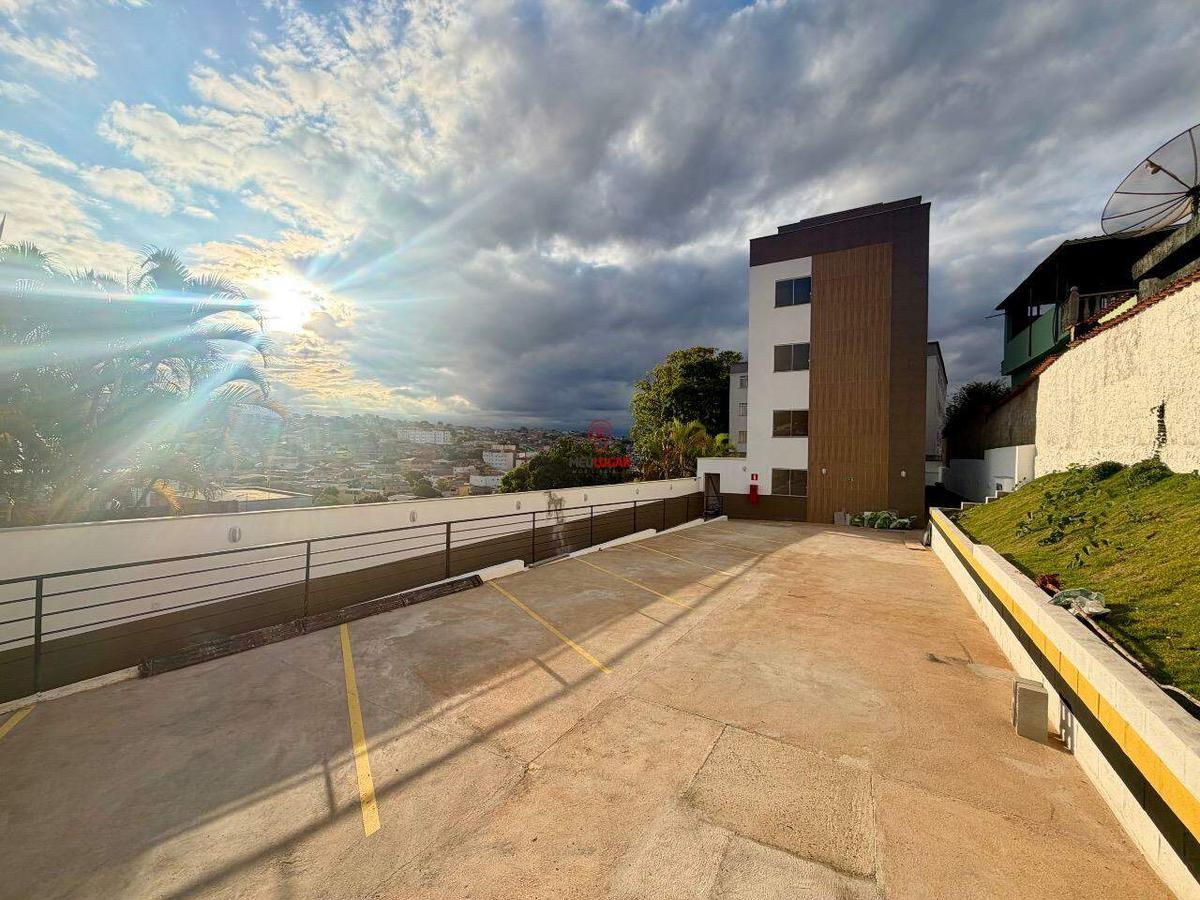 Apartamento, Petrópolis (barreiro), 2 Quartos, 1 Vaga, 1 Suíte