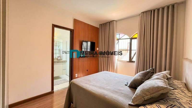 Casa, Alto Barroca, 4 Quartos, 2 Vagas, 2 Suítes