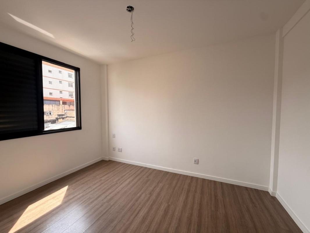 Cobertura, Sagrada Família, 3 Quartos, 2 Vagas, 1 Suíte