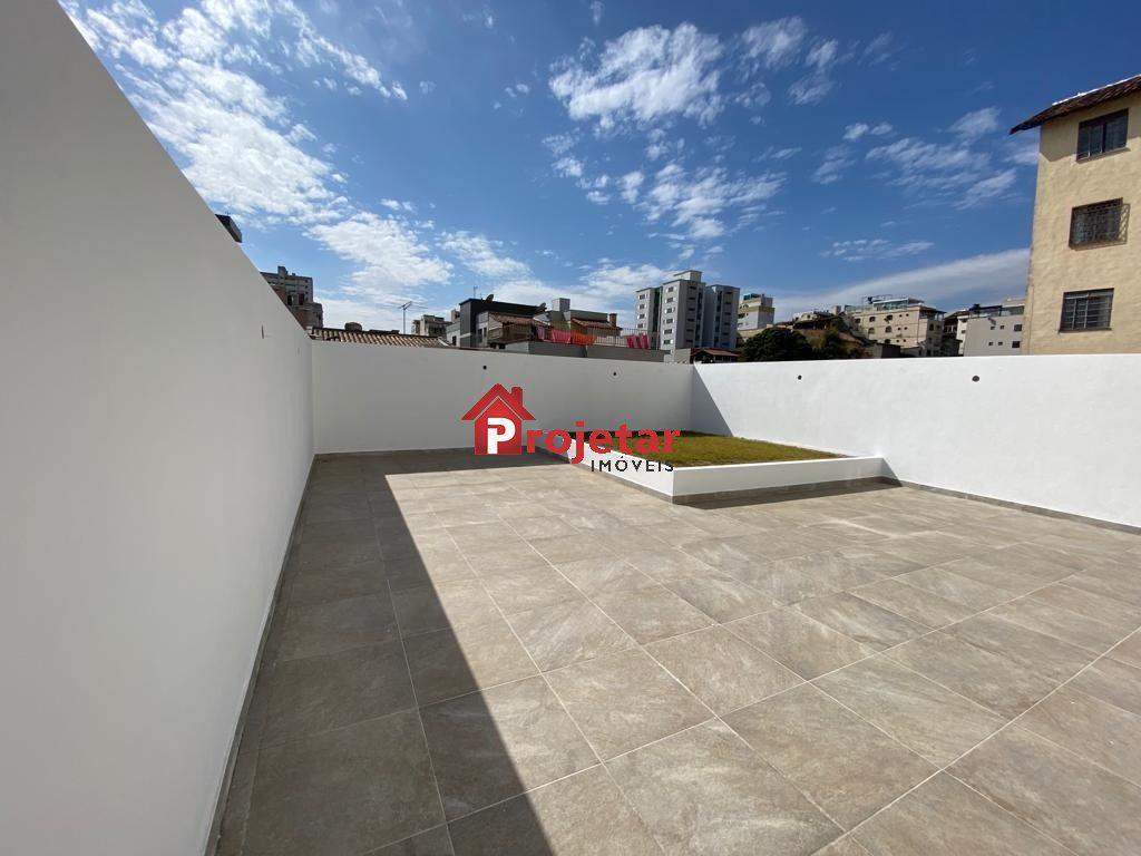 Apartamento, Sagrada Família, 2 Quartos, 2 Vagas, 1 Suíte