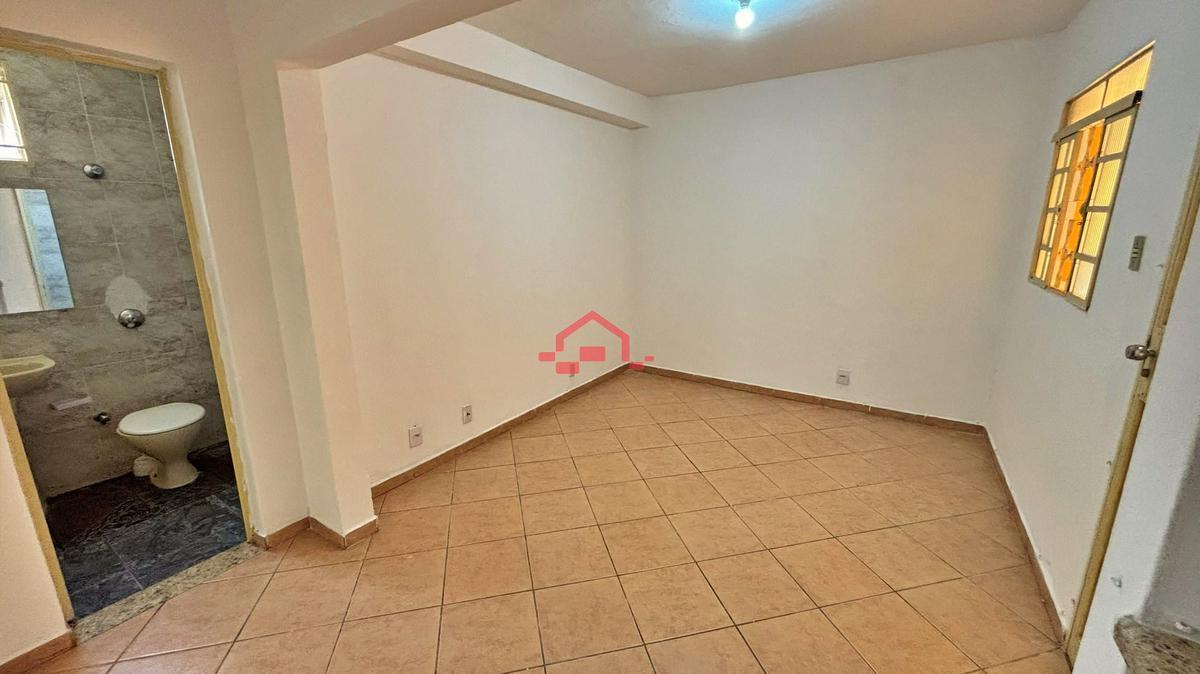 Casa, Minas Brasil, 2 Quartos, 0 Vaga