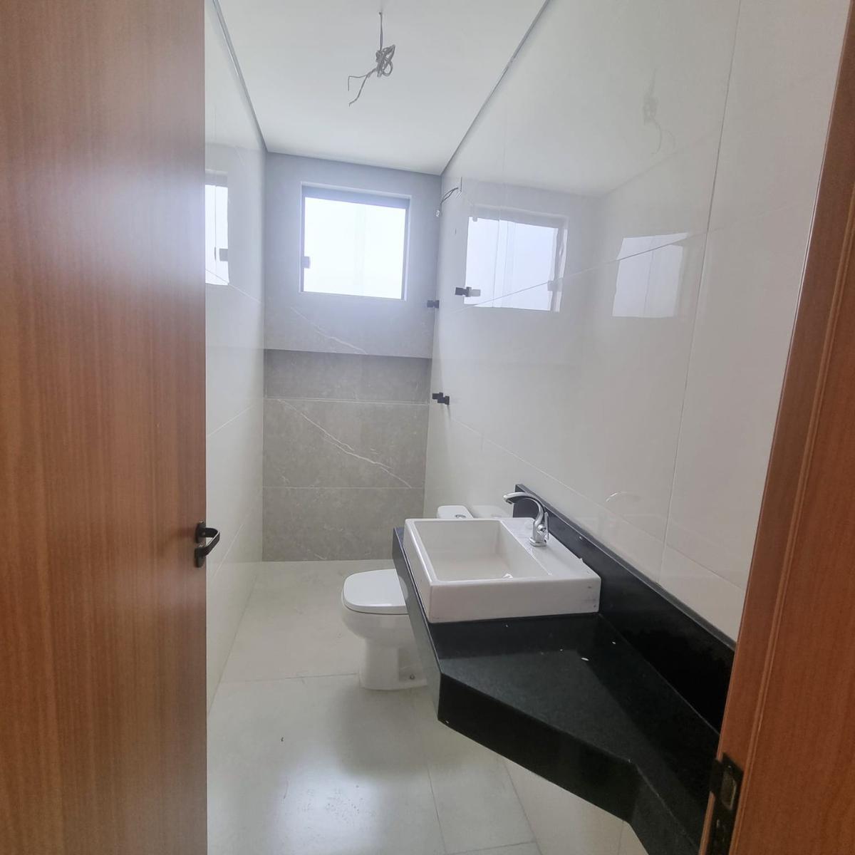 Casa, Planalto, 3 Quartos, 3 Vagas, 1 Suíte
