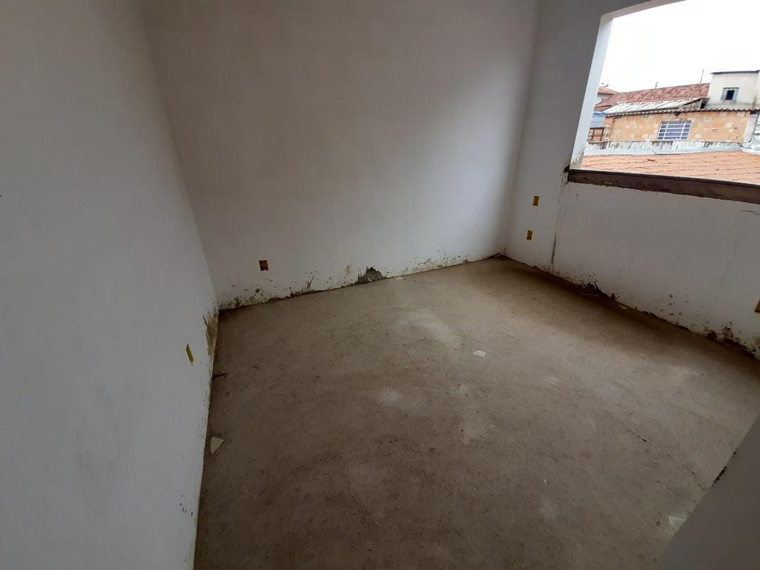 Cobertura, Coqueiros, 2 Quartos, 1 Vaga, 1 Suíte