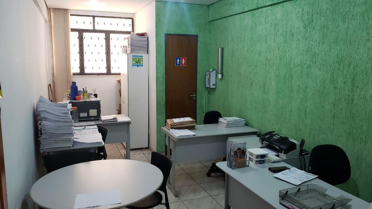 Sala, Inconfidência, 0 Quarto, 1 Vaga