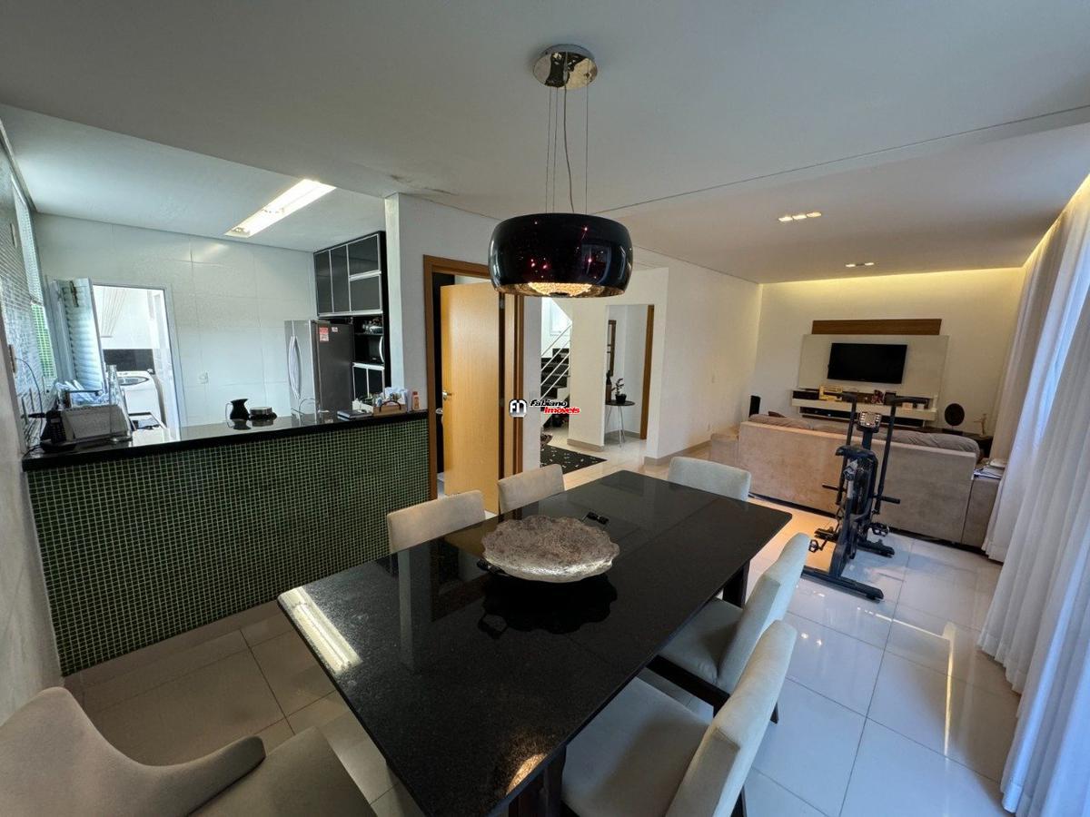 Casa, Garças, 3 Quartos, 4 Vagas, 2 Suítes