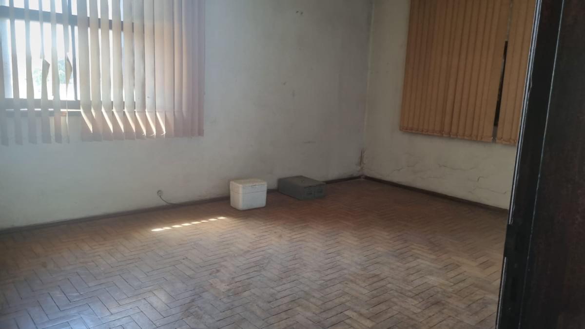 Casa, Santa Efigênia, 3 Quartos, 0 Vaga