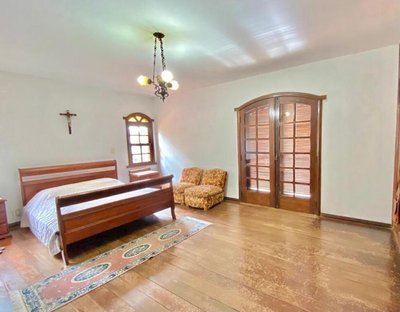 Casa, Mangabeiras, 5 Quartos, 4 Vagas, 2 Suítes