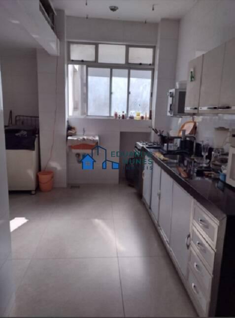 Apartamento, Centro, 3 Quartos, 0 Vaga, 1 Suíte