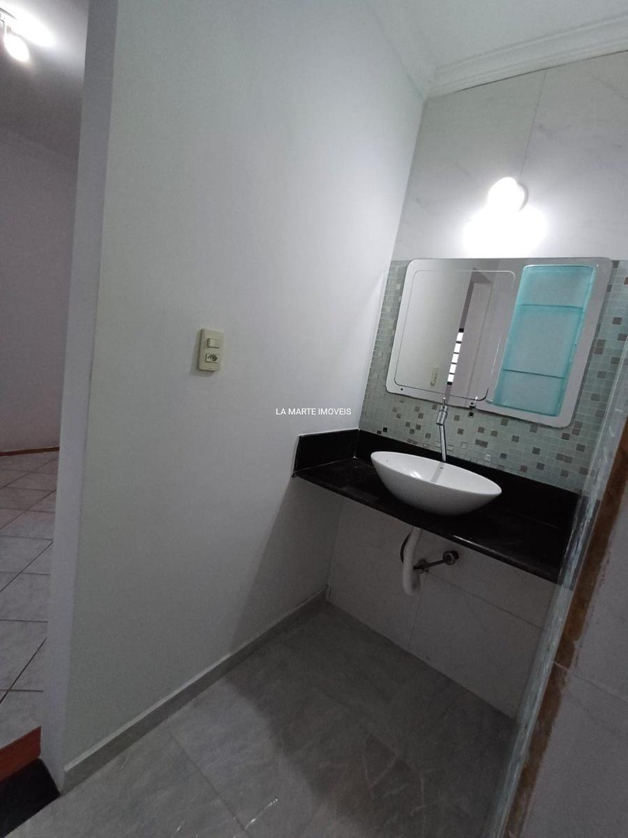 Casa, Oitis, 3 Quartos, 5 Vagas, 1 Suíte