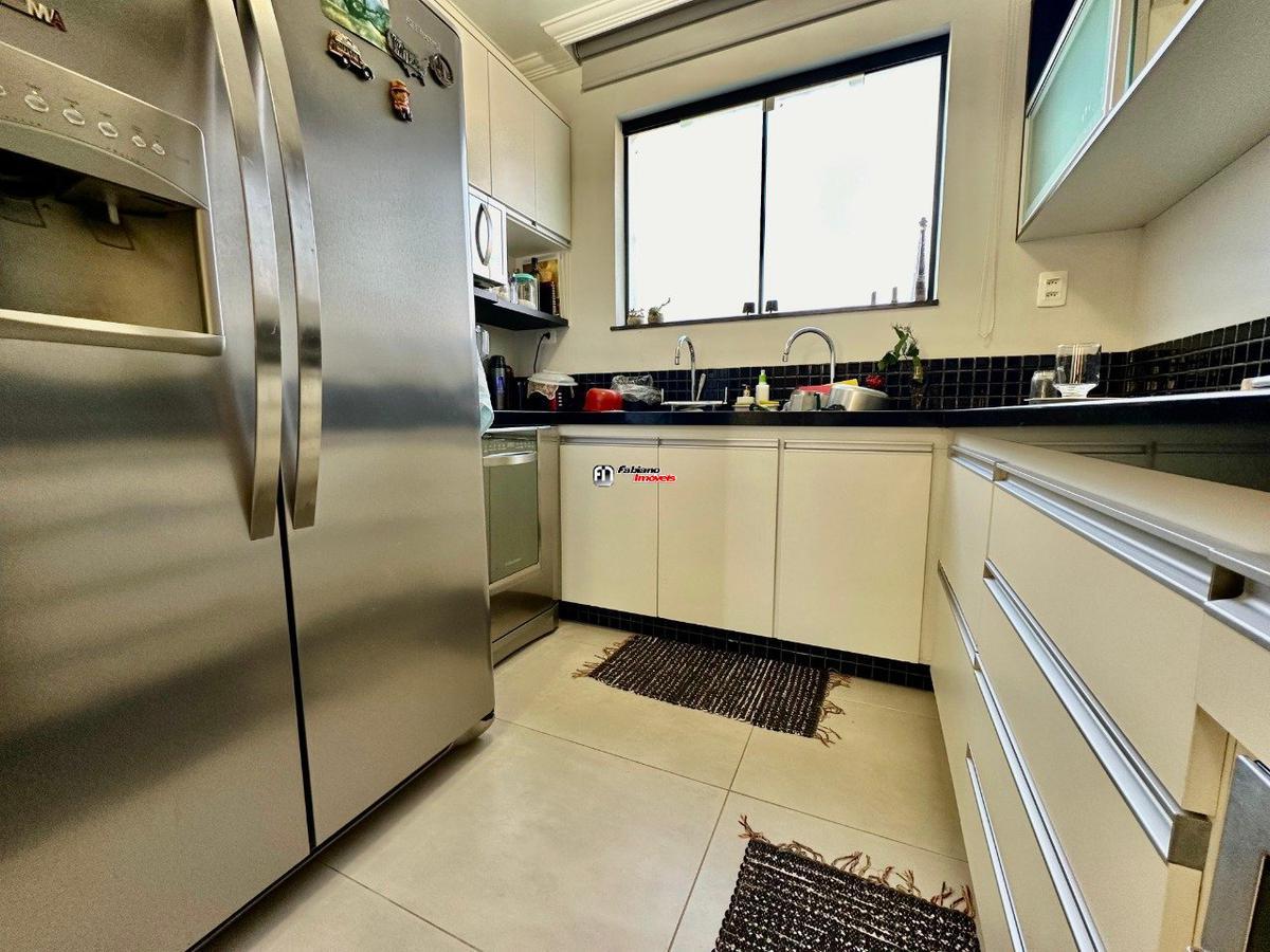 Casa, Itapoã, 4 Quartos, 4 Vagas, 2 Suítes