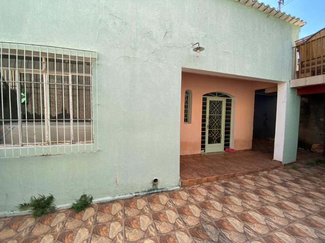 Casa, Aparecida, 3 Quartos, 2 Vagas, 1 Suíte