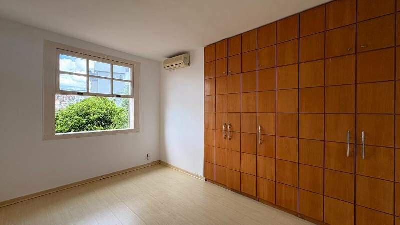 Casa, Vila Paris, 4 Quartos, 4 Vagas, 2 Suítes