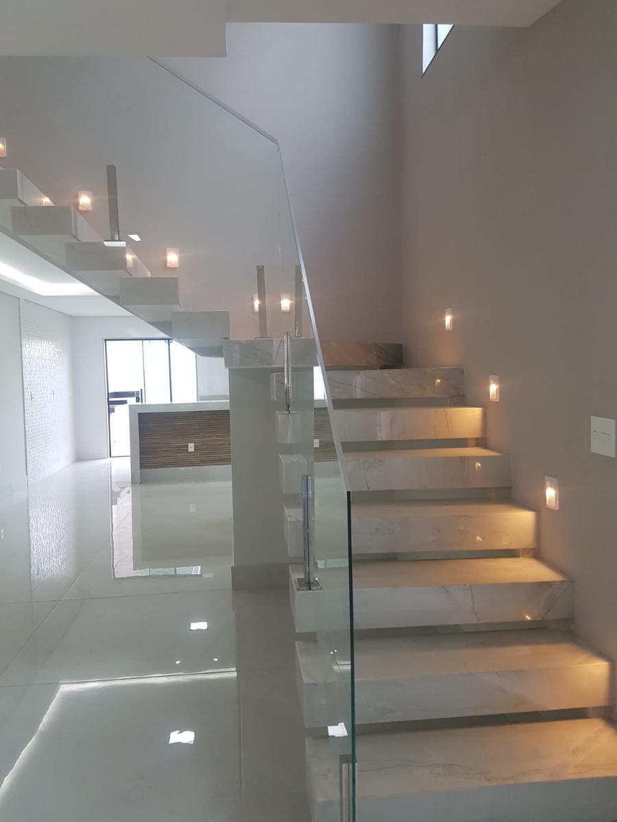 Casa, Planalto, 4 Quartos, 4 Vagas, 2 Suítes