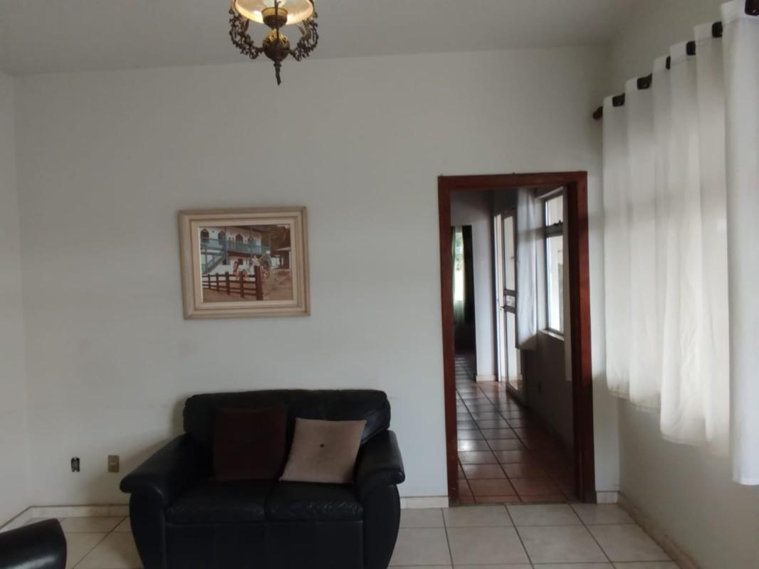 Casa, Dona Clara, 4 Quartos, 6 Vagas, 1 Suíte