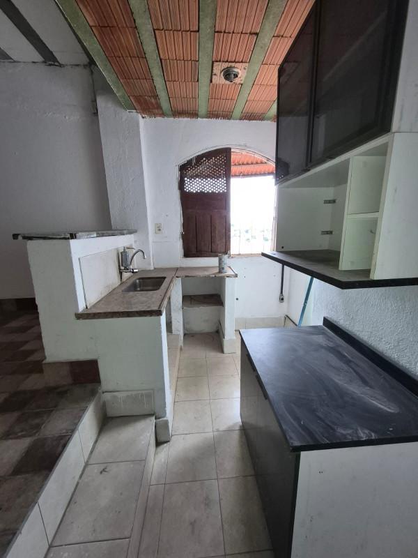 Casa, Santa Cruz, 2 Quartos, 0 Vaga