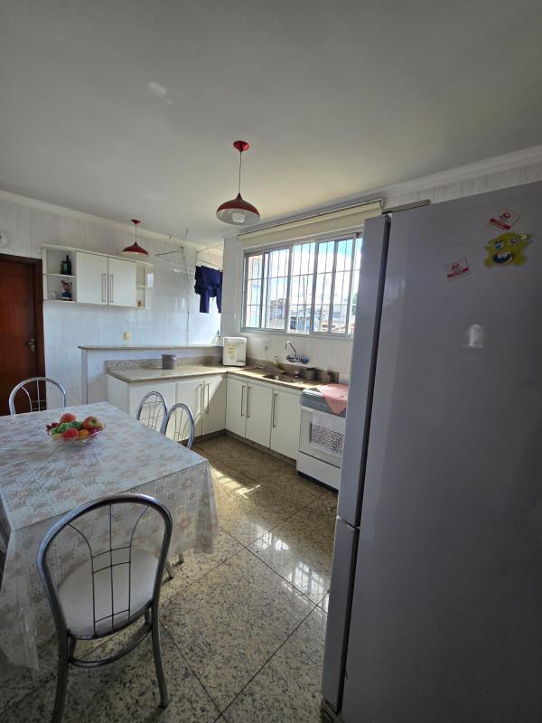 Casa, Alípio de Melo, 8 Quartos, 6 Vagas, 3 Suítes