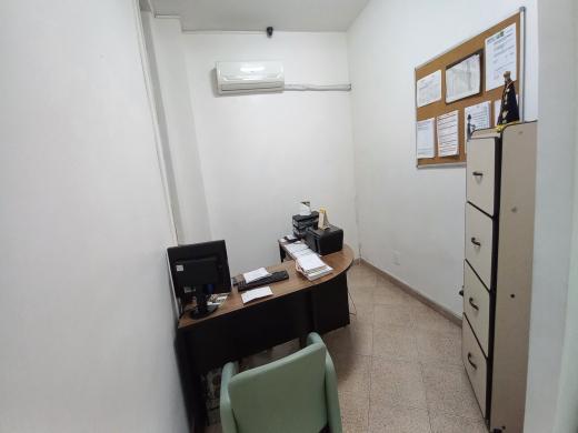 Casa, Funcionários, 4 Quartos, 6 Vagas