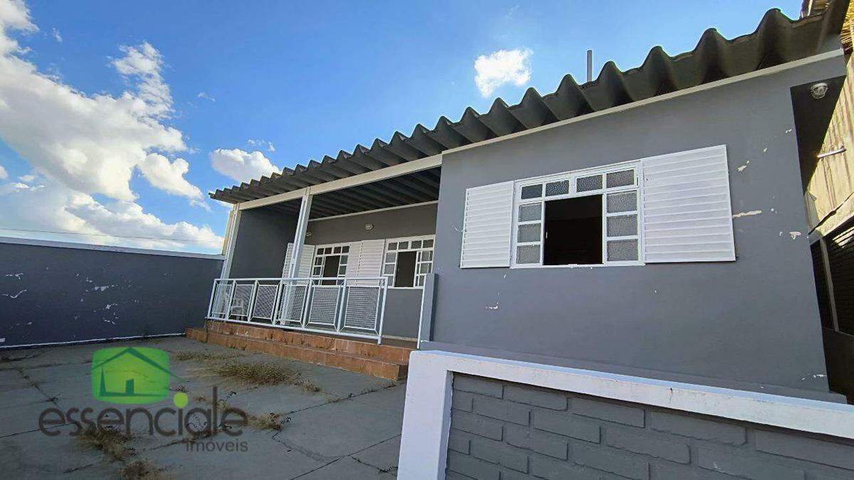 Casa, Santa Helena, 3 Quartos, 4 Vagas, 1 Suíte