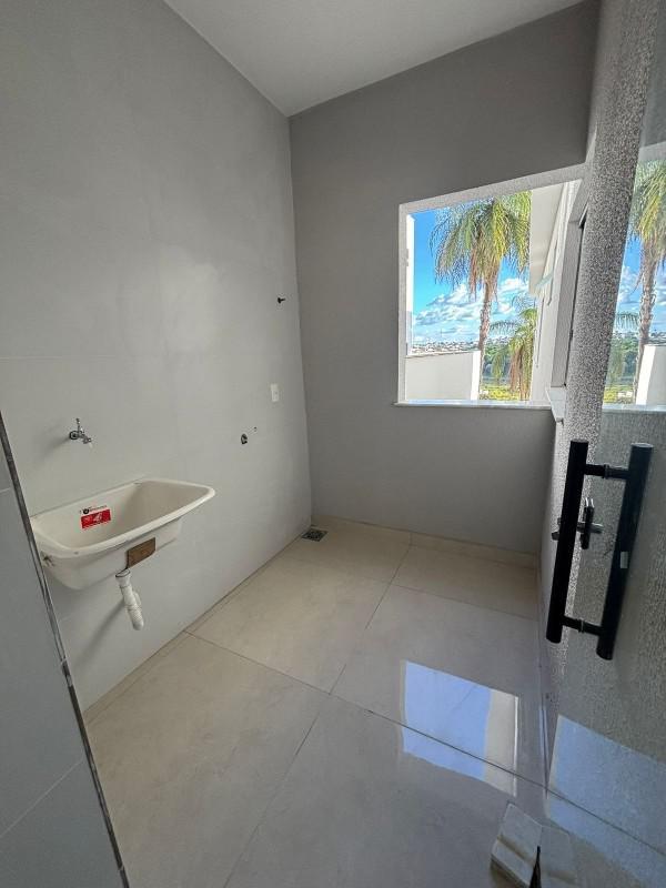 Casa, Vale das Orquídeas, 3 Quartos, 2 Vagas, 1 Suíte