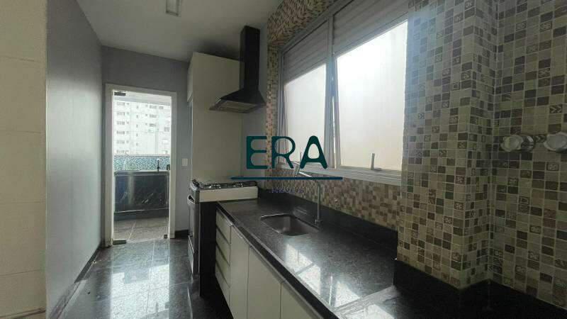 Cobertura, Funcionários, 3 Quartos, 2 Vagas, 1 Suíte