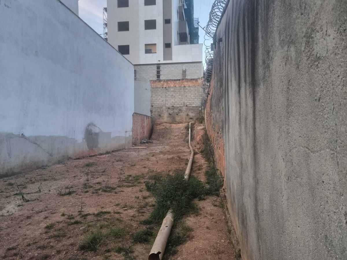 Lote, Jardim Riacho das Pedras, 0 Quarto, 0 Vaga