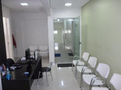 Conjunto de Salas, Funcionários, 1 Vaga