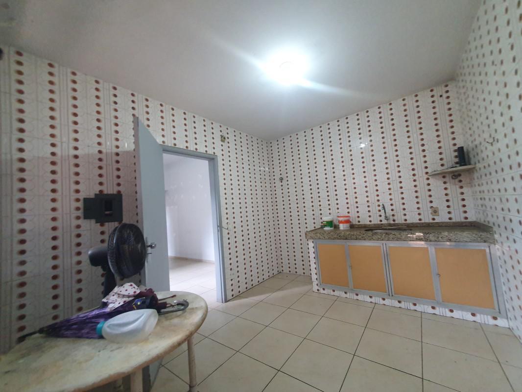 Casa, Barro Preto, 4 Quartos, 0 Vaga