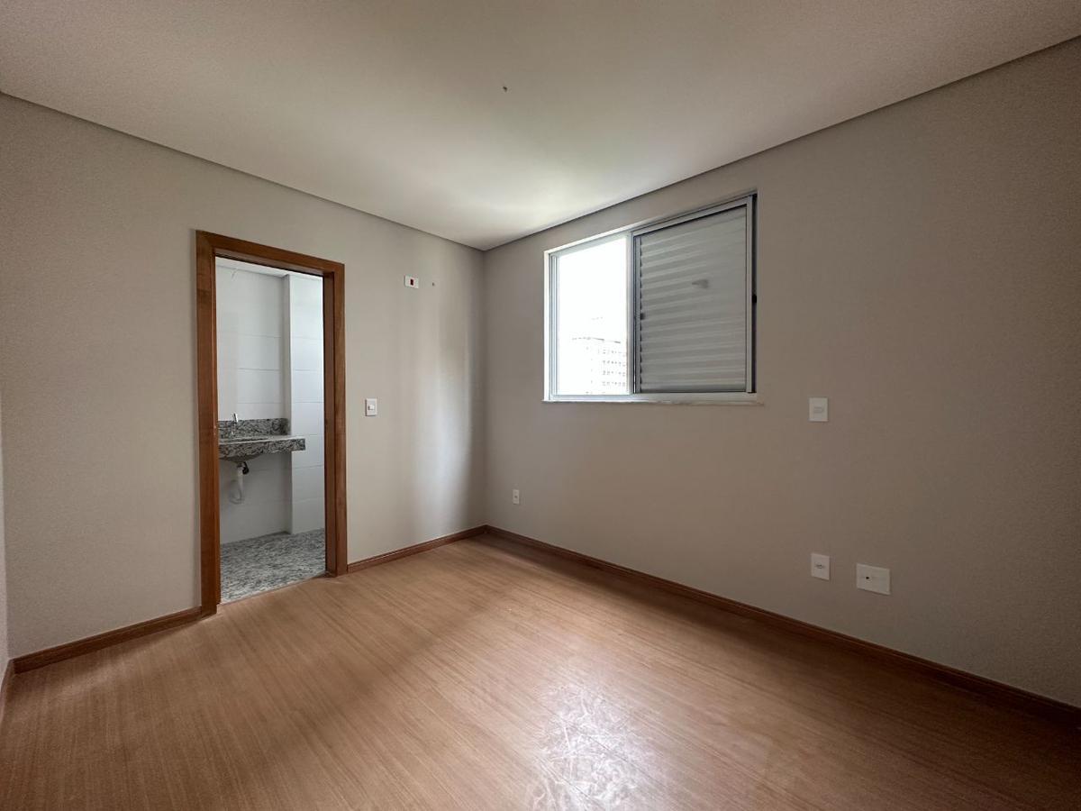 Apartamento, Santo Agostinho, 3 Quartos, 2 Vagas, 3 Suítes
