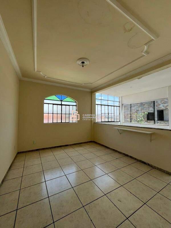 Casa, Milanez, 4 Quartos, 2 Vagas