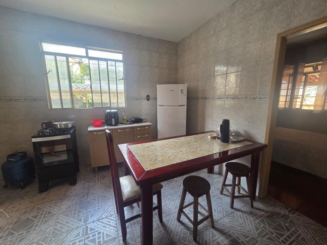 Casa, Novo Glória, 4 Quartos, 5 Vagas, 2 Suítes