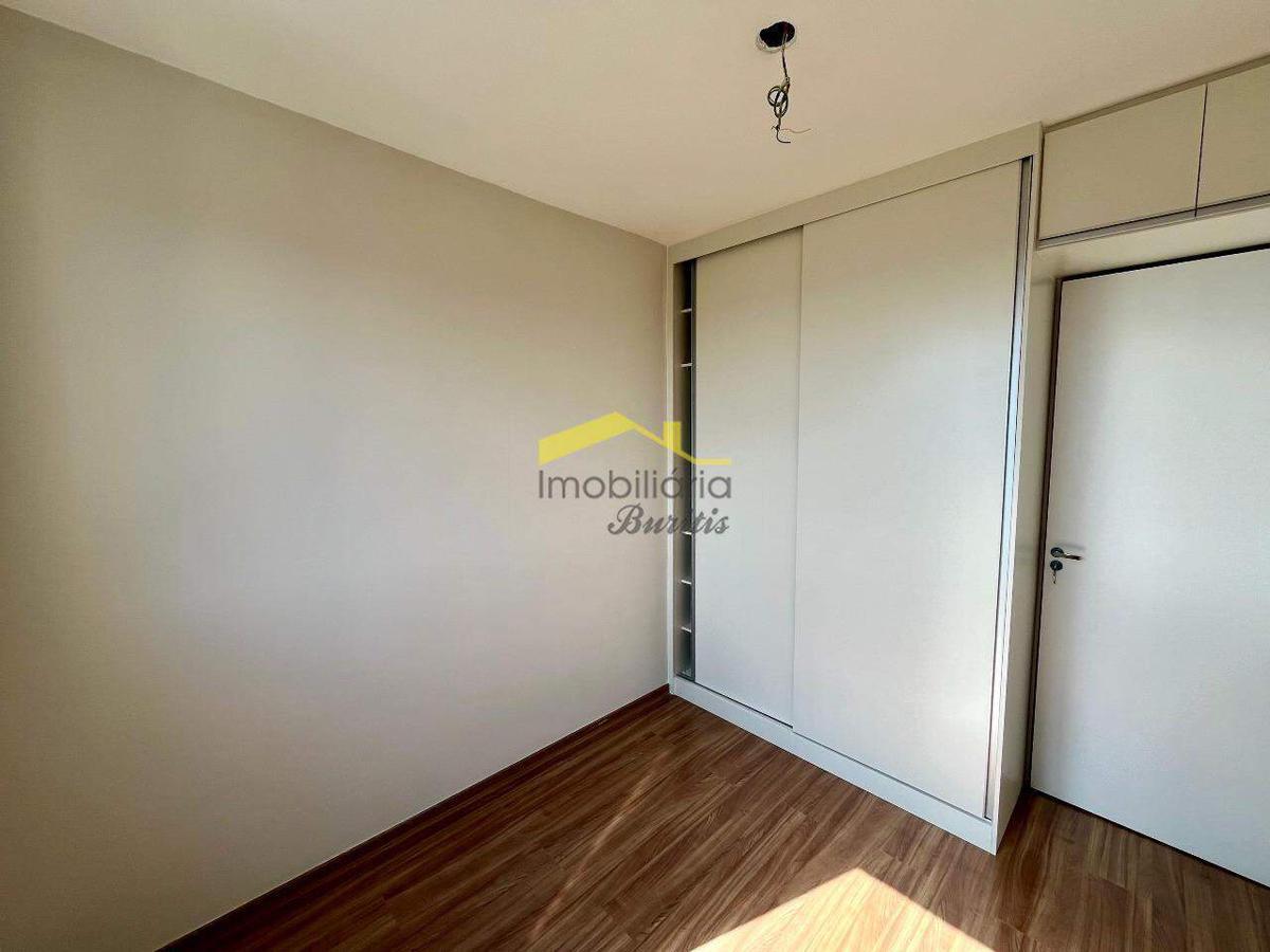 Apartamento, Palmeiras, 2 Quartos, 1 Vaga
