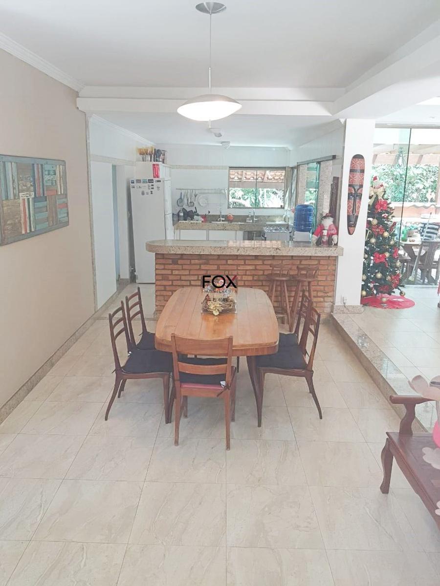 Casa, Retiro do Chalé, 5 Quartos, 10 Vagas, 4 Suítes