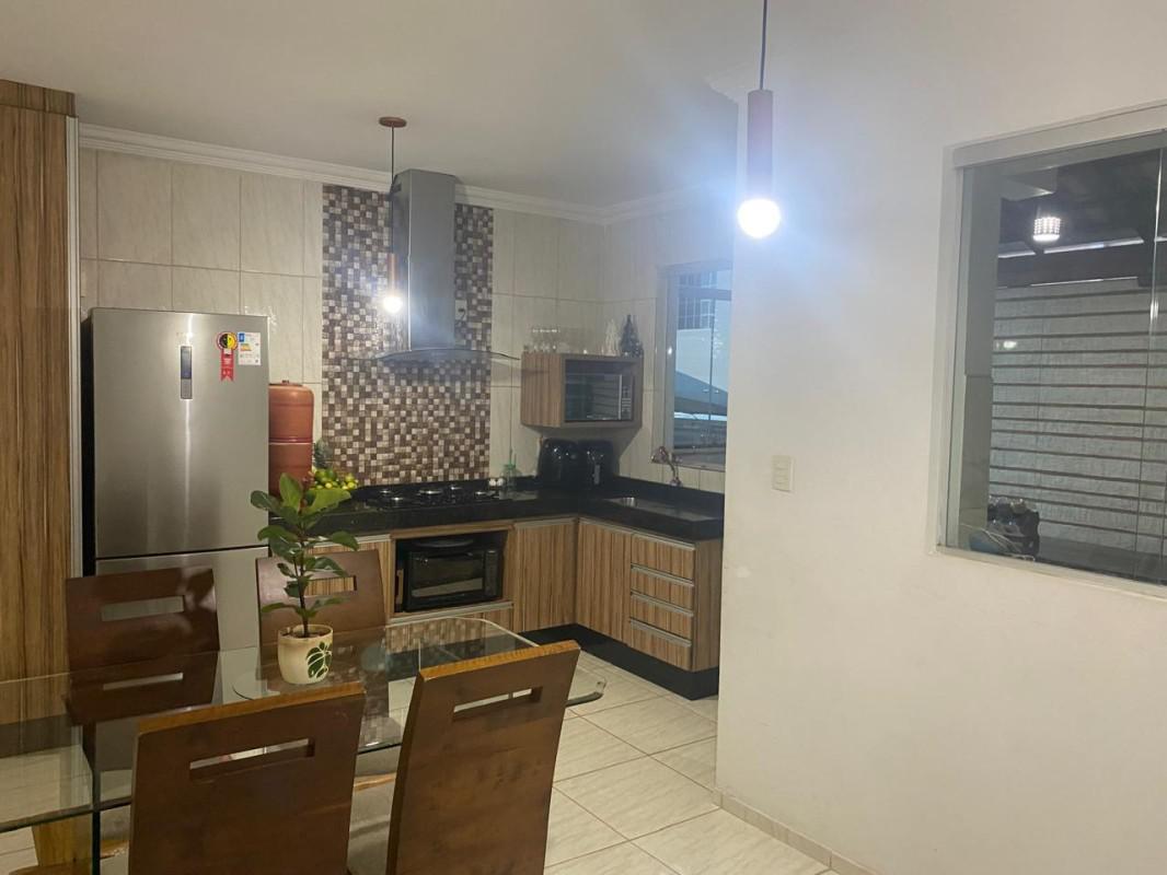 Casa, Jardim Riacho das Pedras, 3 Quartos, 2 Vagas, 1 Suíte