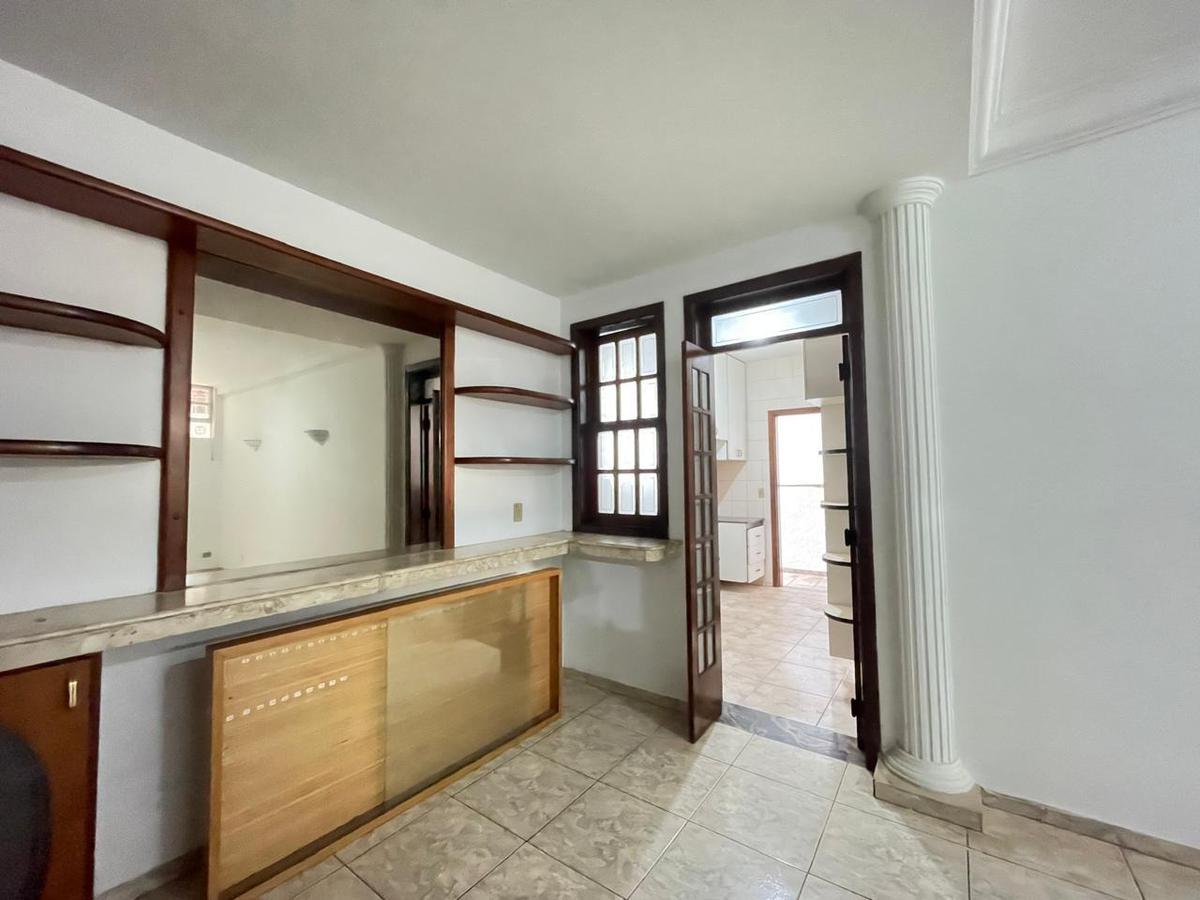 Casa, Cidade Nova, 3 Quartos, 4 Vagas, 1 Suíte