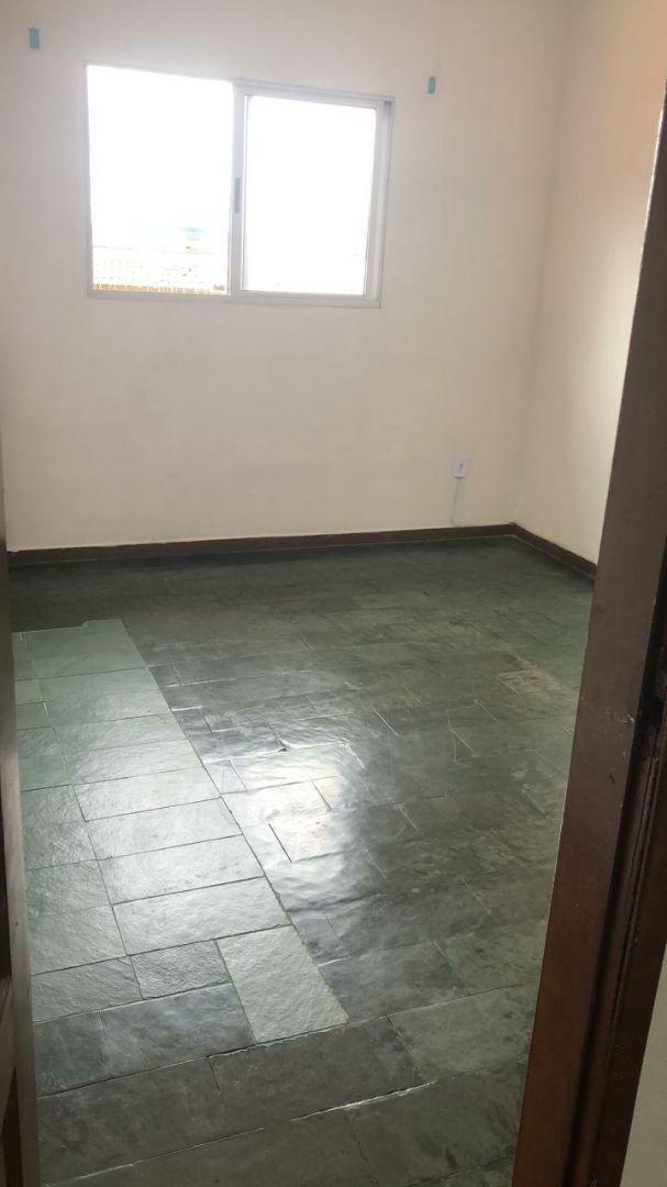 Casa, Novo Glória, 5 Quartos, 4 Vagas, 1 Suíte