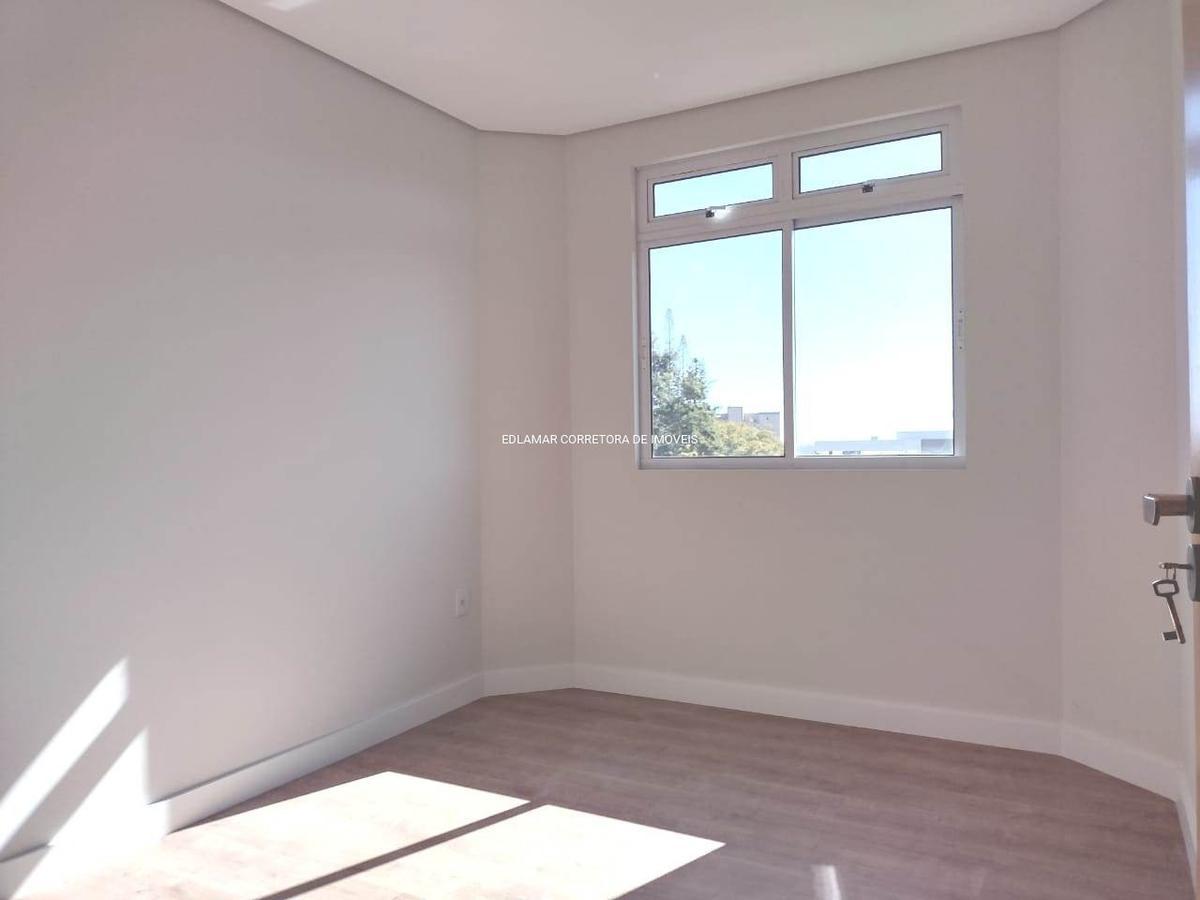 Apartamento, Santa Cruz Industrial, 3 Quartos, 4 Vagas, 1 Suíte