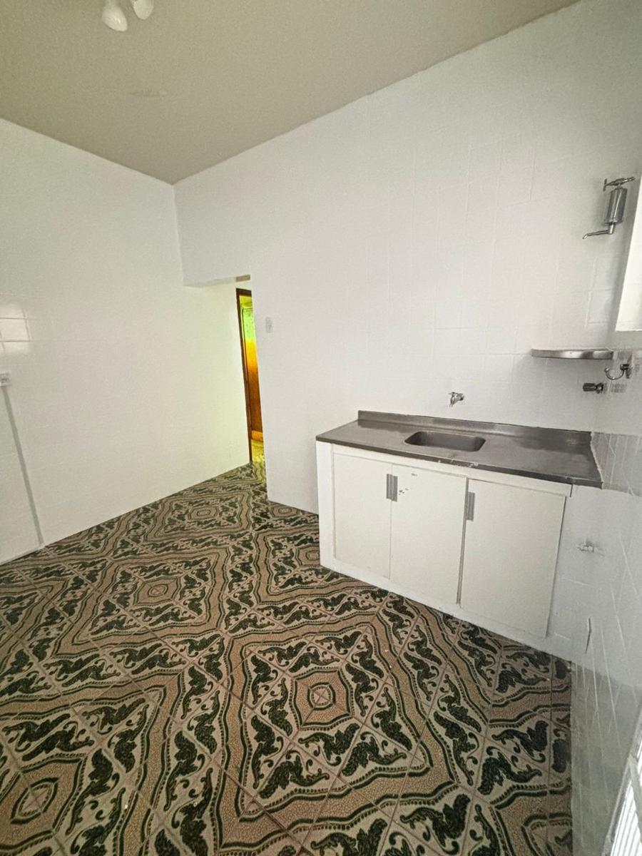 Apartamento, Centro, 2 Quartos, 0 Vaga
