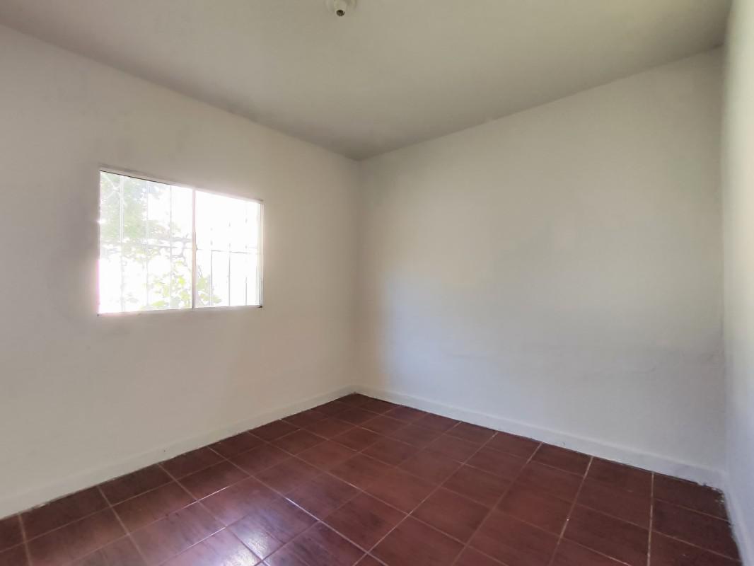 Casa, Sagrada Família, 2 Quartos, 1 Vaga, 1 Suíte