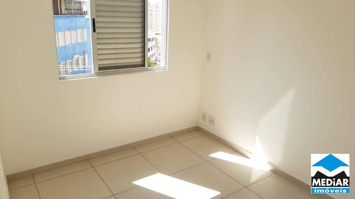 Apartamento, Floresta, 2 Quartos, 2 Vagas, 1 Suíte