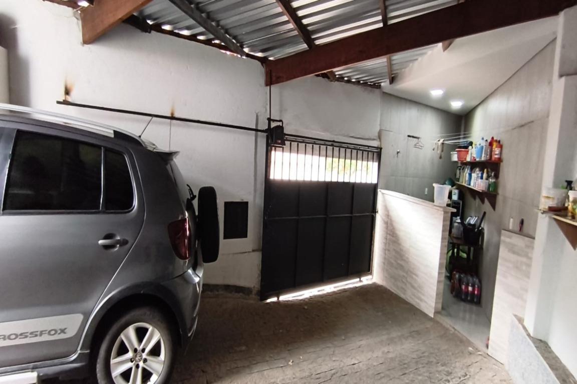 Casa, Santa Rosa, 3 Quartos, 2 Vagas, 1 Suíte