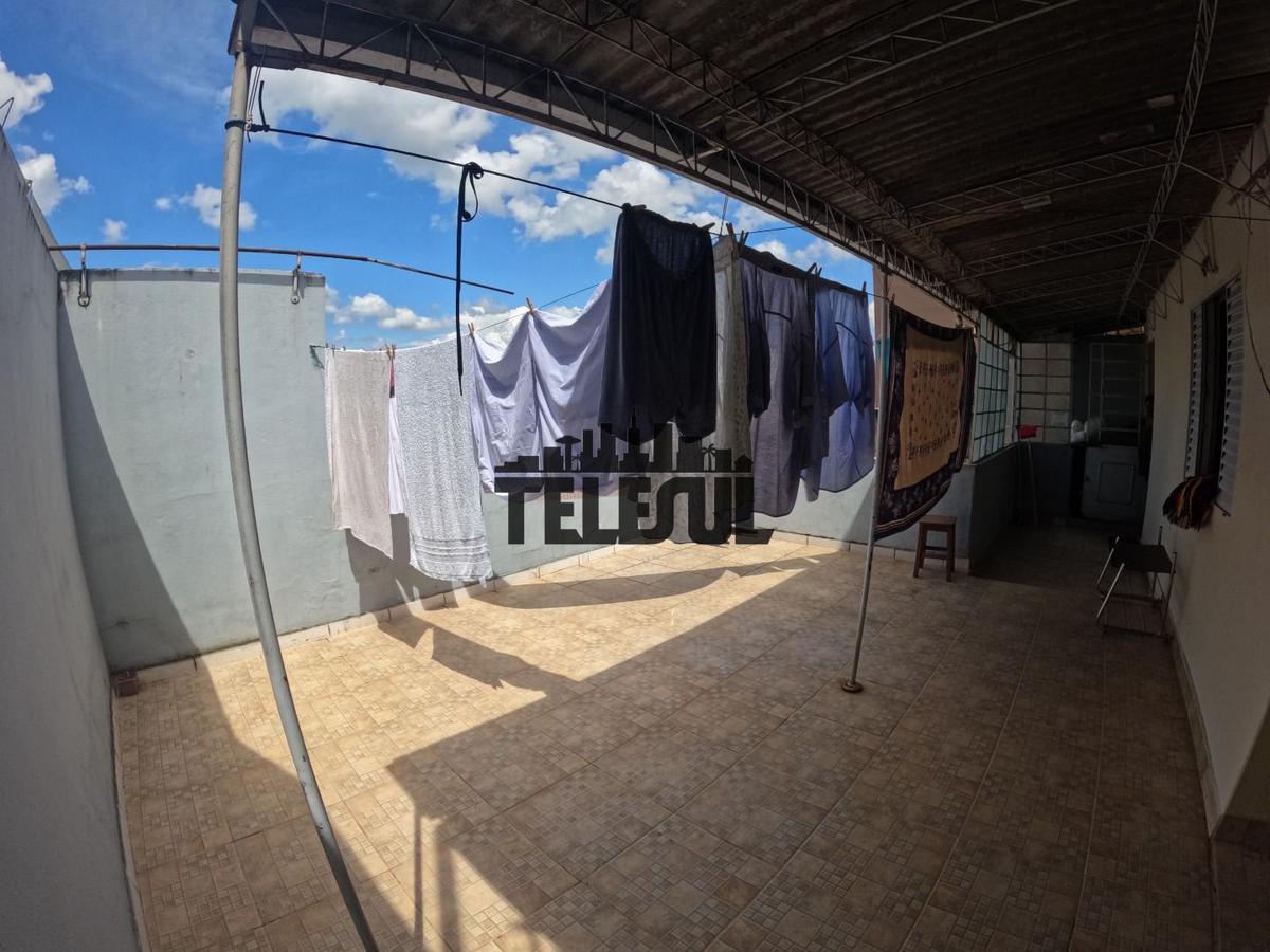 Casa, Centro, 2 Quartos, 1 Vaga